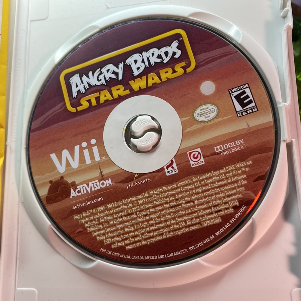 Angry Birds Star Wars Wii video game +8 DVD movies - Picture 10 of 11